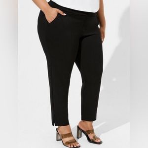 NWT Ponte High-Rise Black Pant (4X), TORRID